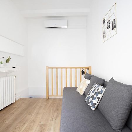 Bel Appartement Idealement Situe - Tour Eiffel Париж Екстериор снимка