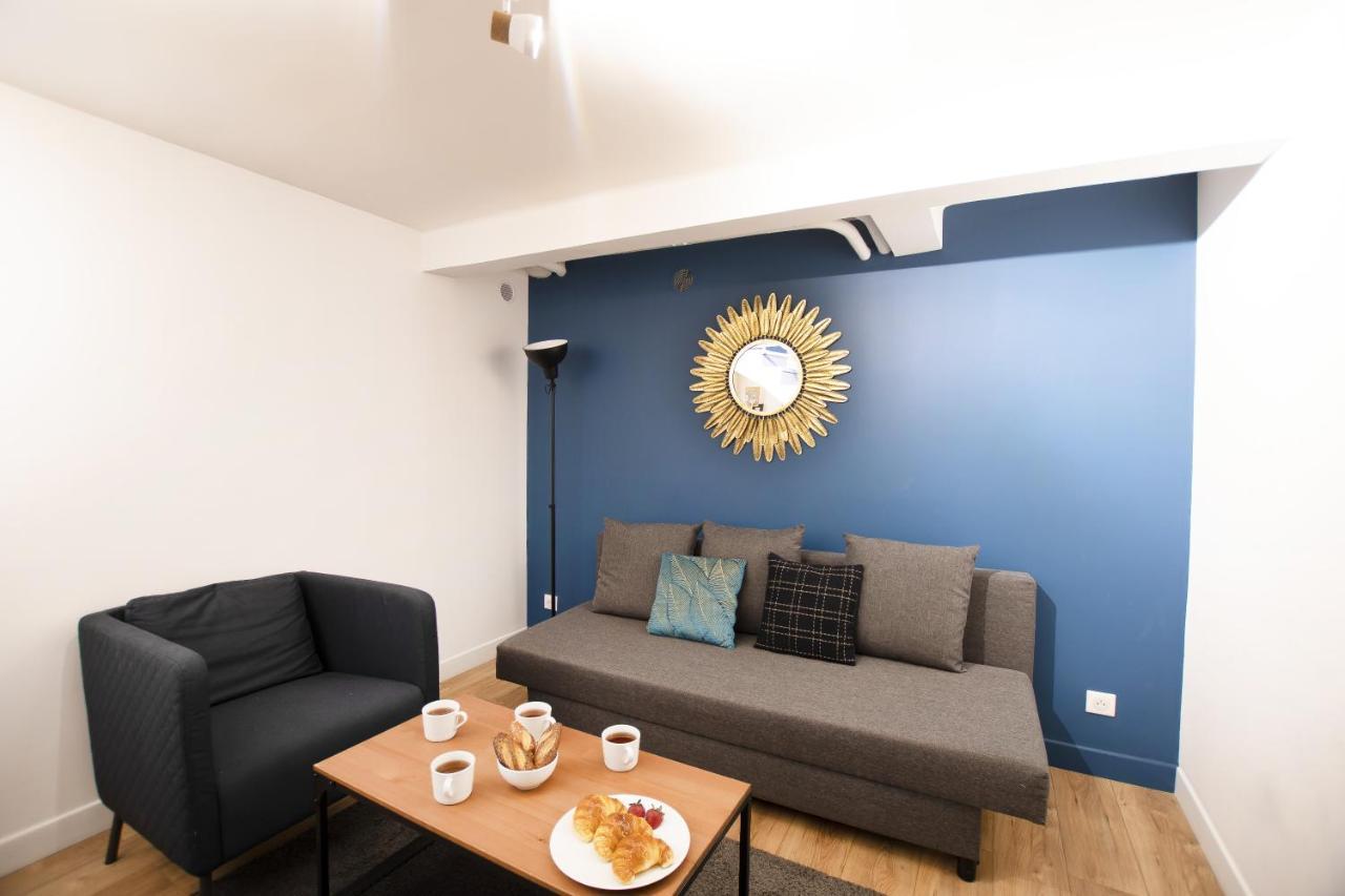 Bel Appartement Idealement Situe - Tour Eiffel Париж Екстериор снимка