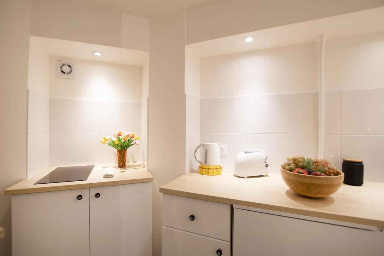 Bel Appartement Idealement Situe - Tour Eiffel Париж Екстериор снимка