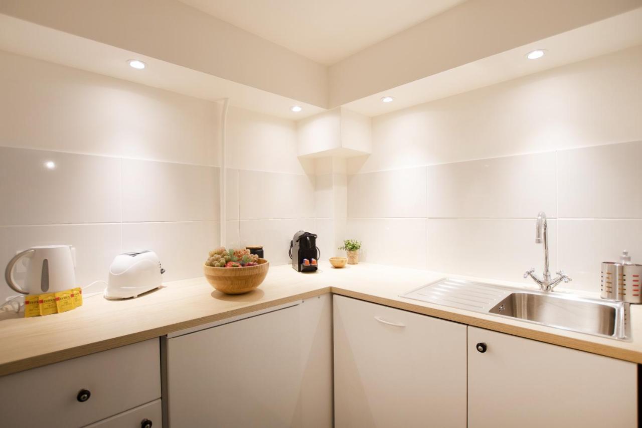 Bel Appartement Idealement Situe - Tour Eiffel Париж Екстериор снимка