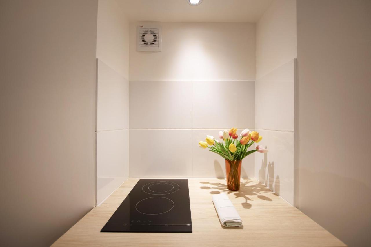 Bel Appartement Idealement Situe - Tour Eiffel Париж Екстериор снимка